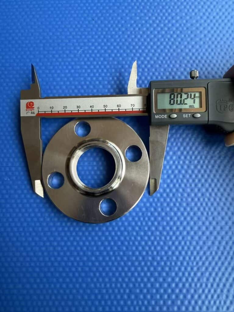 Custom 5K15 Stainless Steel Female Threaded Flange with 1 BSP Thread 10