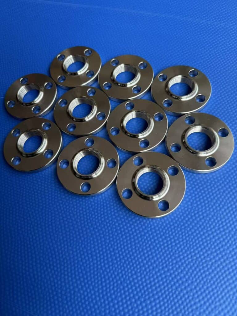 Custom 5K15 Stainless Steel Female Threaded Flange with 1 BSP Thread 3
