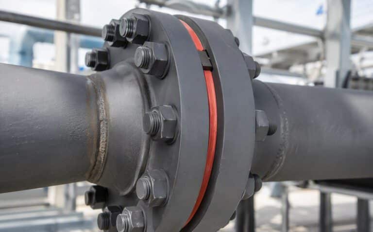 Silicone vs PTFE vs Spiral Wound Gaskets: Which One Fits Your Flange?